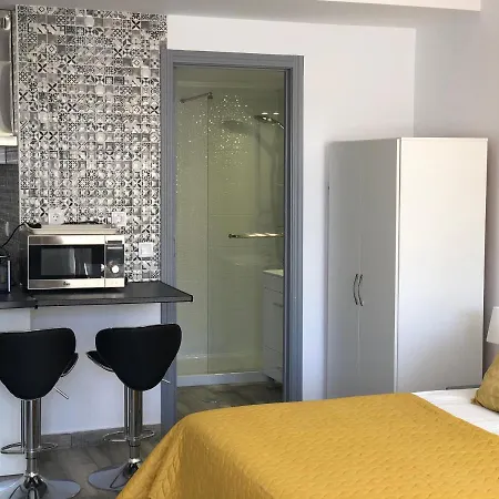 Da Rocha 7 - 613 Tarik - A *